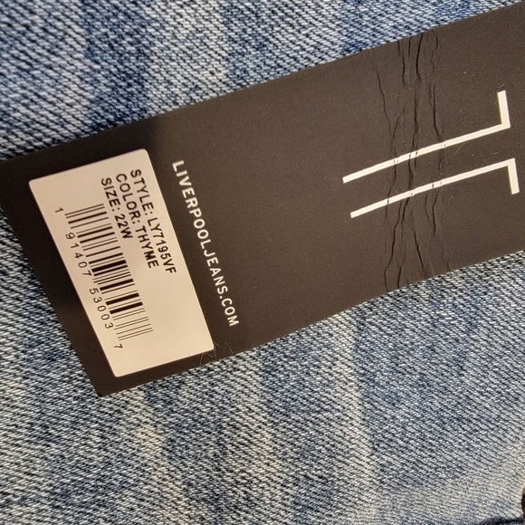 Liverpool Kenndy Crop Straight Jeans with Destruction LM7195VH Size 22W NEW! - Picture 15 of 17